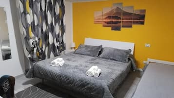 2 camere, ferro/asse da stiro, Wi-Fi, lenzuola