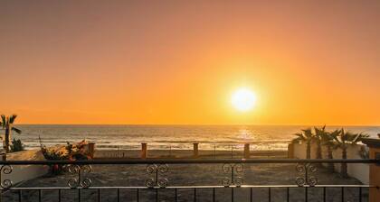 Charming Ocean Front 3-bedroom Villa with WiFi, AC near enjoyable Cerritos Beach