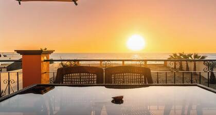 Charming Ocean Front 3-bedroom Villa with WiFi, AC near enjoyable Cerritos Beach