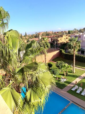 Pool - Elegant 1-BR Apartment with Pool, Jacuzzi & Free Parking – Central Marrakesh (Marrakesh)