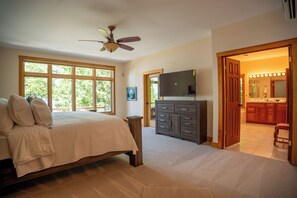 3 bedrooms, free WiFi, bed sheets