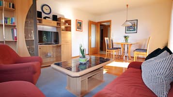 TV, DVD player, table tennis
