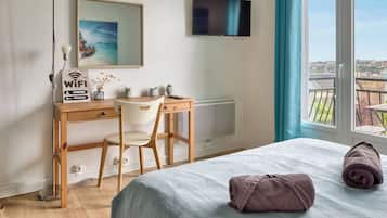 StrykjĂ€rn/strykbrĂ€da, wi-fi och sĂ€ngklĂ€der