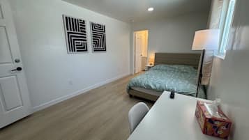 2 chambres, coffre-fort, bureau, accès au Wi-Fi (inclus)
