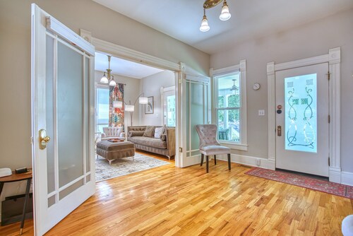 Craftsman Oasis in Old Longmont