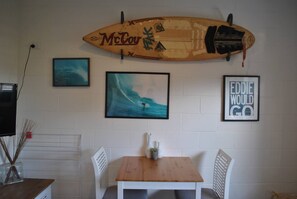 Dining - Iluka Beachouse UNIT 4 (Iluka)