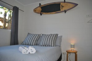 1 chambre, fer et planche à repasser, Wi-Fi, draps fournis