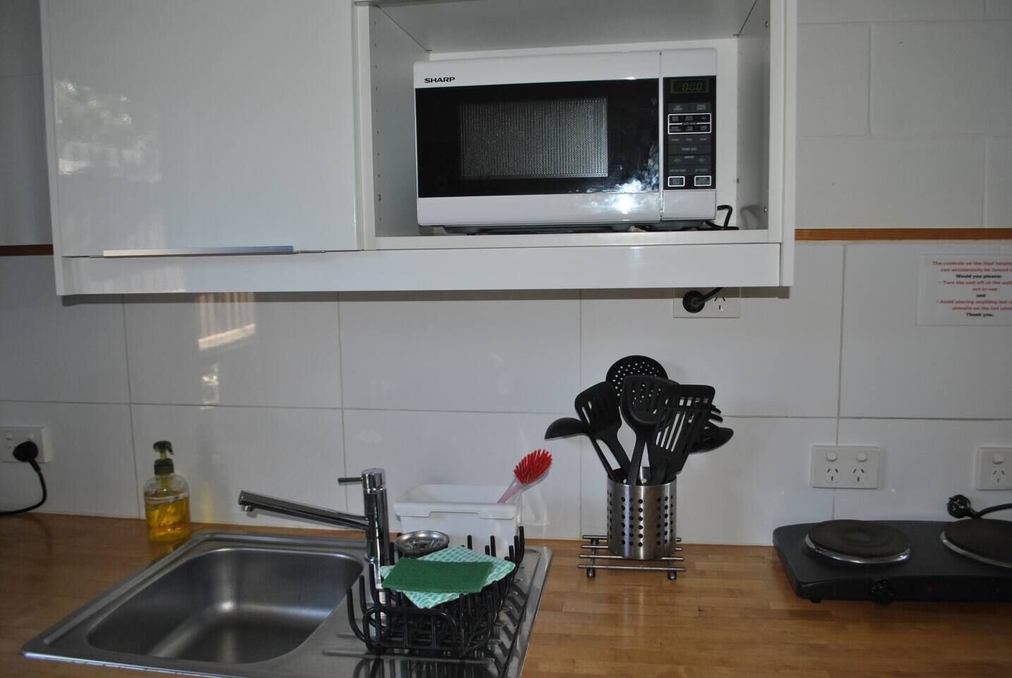 Kitchenette (3)