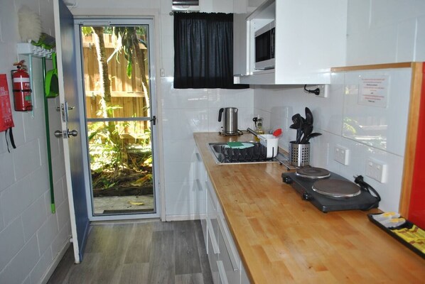 Fridge, microwave, stovetop, toaster
