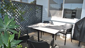 Unclassified image, 4 of 19, button - Iluka Beachouse UNIT 2 (Iluka)