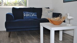 TV - Iluka Beachouse UNIT 1 (Iluka)