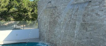 Dar El Bondek villa de compagne Foret jaccuzi swimming pool compagne garden