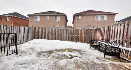 Home Sweet Home + Free Parking & WiFi