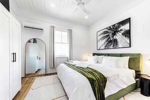 4 makuuhuonetta, silitysrauta/-lauta, Wi-Fi, vuodevaatteet