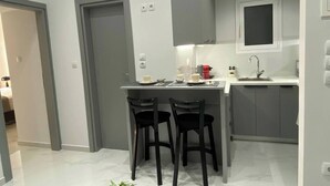 Interior - Beachfront 2Bedroom Flat SeaView (Loutraki)
