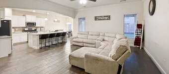 3-bedroom house in welcoming Hobbs with WiFi, AC