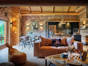 TV, fireplace - La Ferme de la Caillère-Renovated farmhouse for 10 and sauna - OVO Network (La Giettaz)