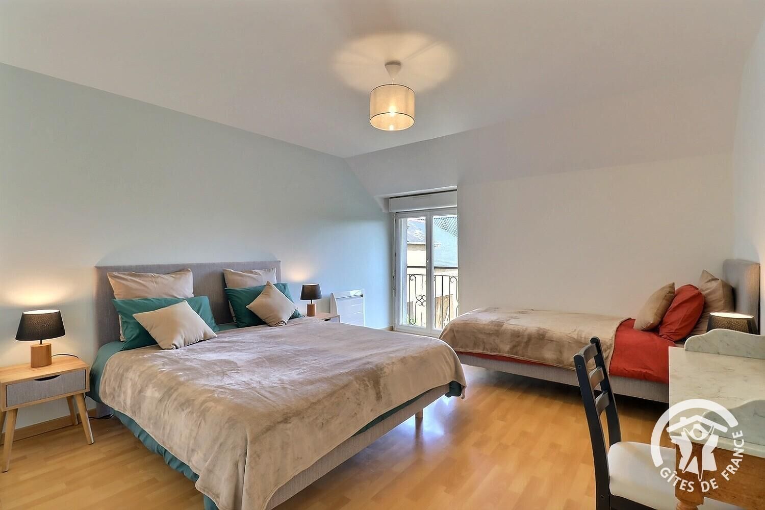 3 soverom, strykejern/-brett, wi-fi (inkludert) og sengetøy