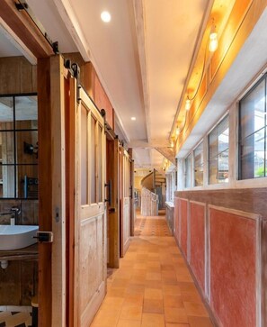 Interior - La forge des Moulins (MONTCEL)