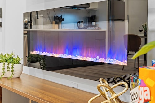 Prime Location: Stylish 1BR Retreat in Bishop Arts