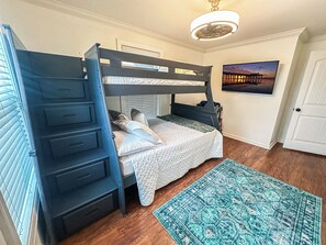 3 Schlafzimmer, Bügeleisen/Bügelbrett, WLAN, Bettwäsche