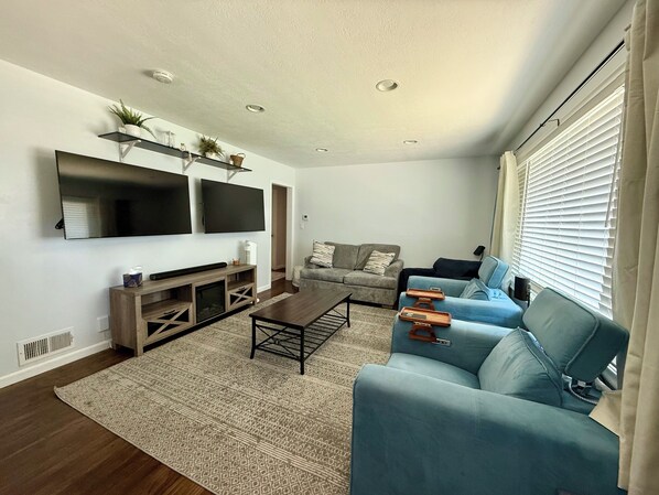 Smart TV, fireplace, books