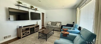 Kaysville Kottage: Family-Friendly 4-bedroom House with Fire Pit