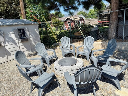 Kaysville Kottage: Family-Friendly 4-bedroom House with Fire Pit