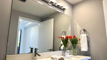 Hair dryer, towels