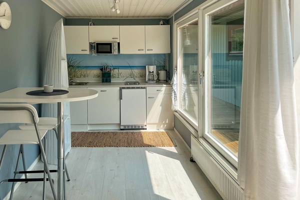 KylskÄp, spishÀll, diskmaskin och kaffe- och tebryggare