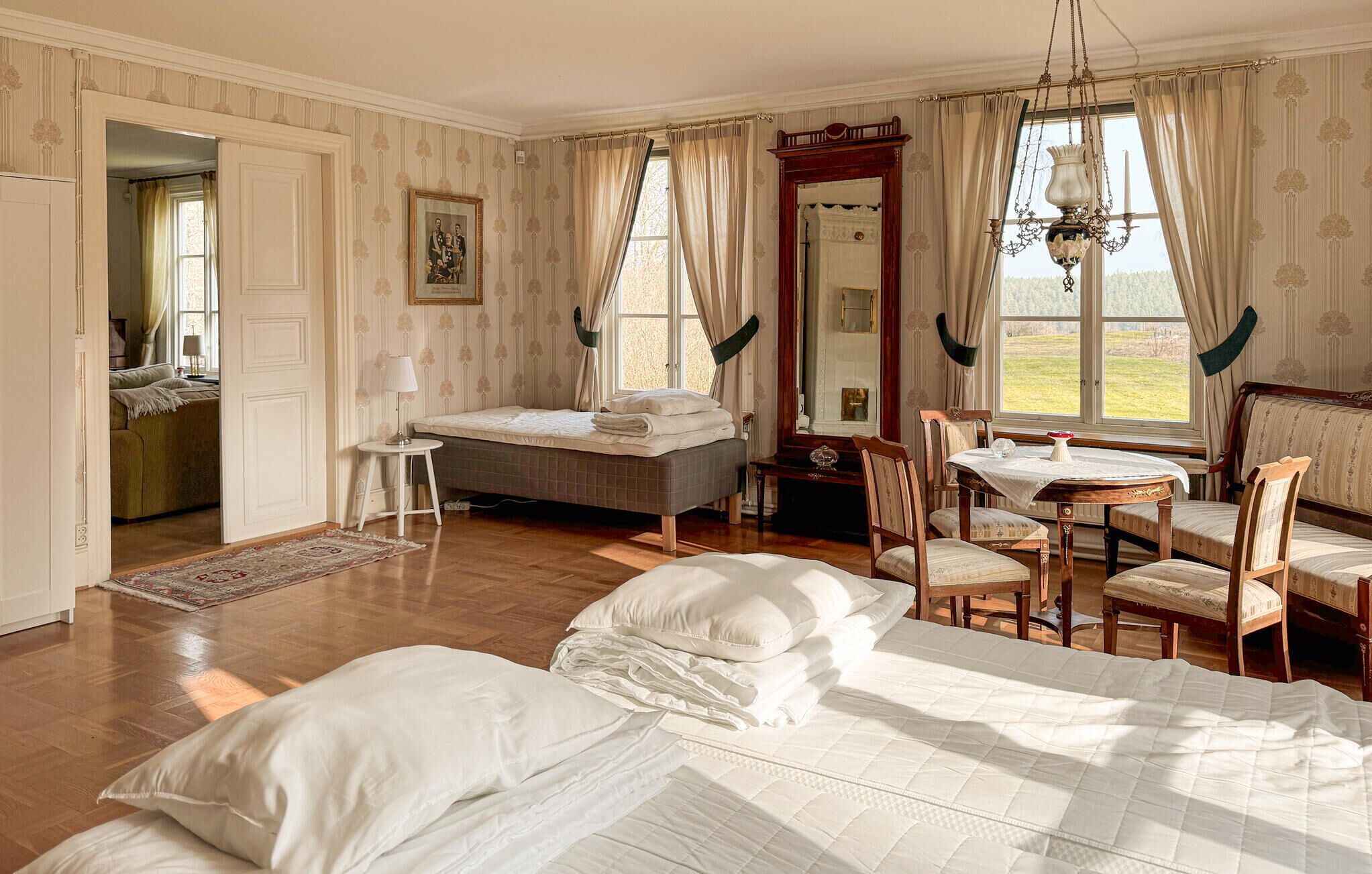 2 quartos, berço de viagem, Wi-Fi de cortesia, roupa de cama