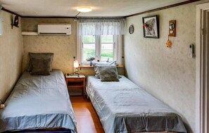 2 bedrooms
