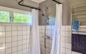 Shower - Amazing home in Söne with WiFi (Söne)