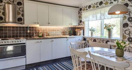 Amazing home in Söne with WiFi