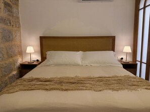 2 slaapkamers, een strijkplank/strijkijzer, wifi, beddengoed