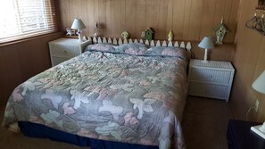 5 bedrooms, free WiFi, bed sheets