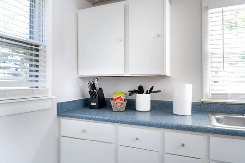 Vibrant & Upscale 1BR/1BA