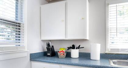 Vibrant & Upscale 1BR/1BA