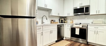 Getaway Off Magnolia- Walk to Jordan Hare - 2/2 Condo
