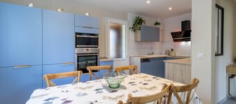 LOVELY - ALBERTVILLE