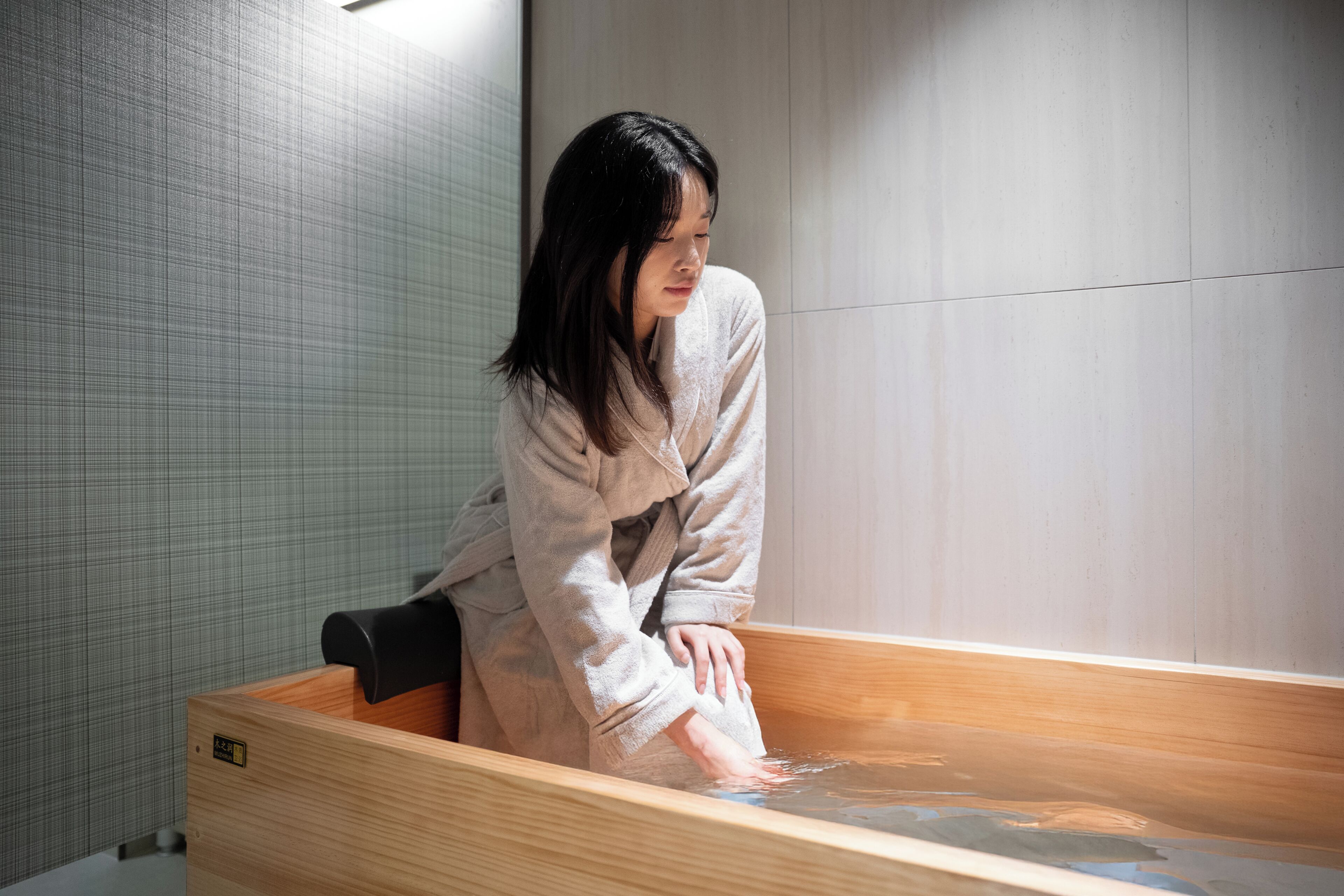 Premier Double Hinoki | Bathroom | Hair dryer, bidet, towels, toilet paper