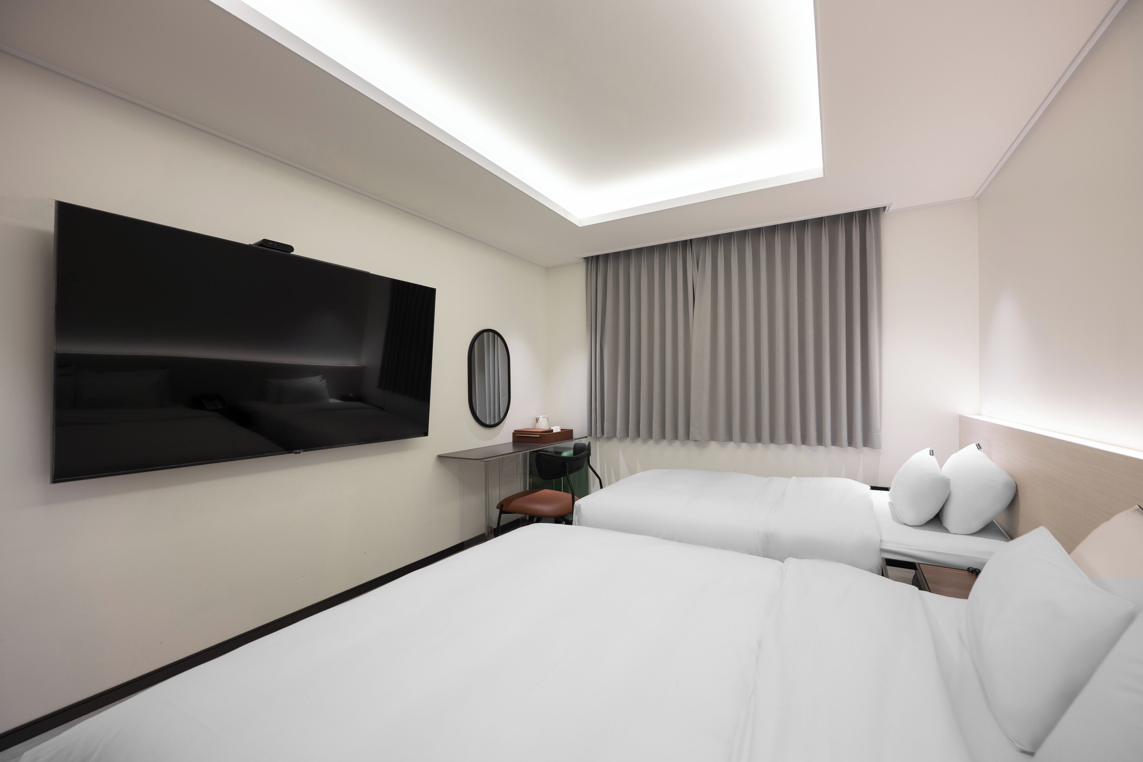 Standard Twin Room | Free WiFi