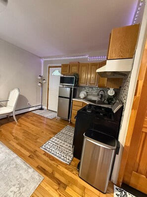 Microwave, oven