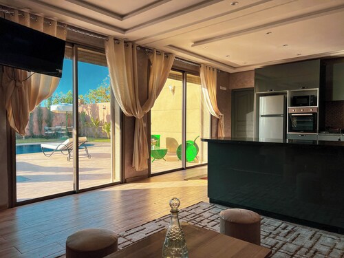 3-bedroom Luxury Villa with Private Pool