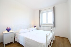 1 quarto, acesso à internet