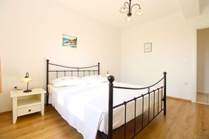 2 bedrooms, Internet