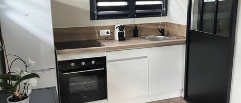 Oven, stovetop