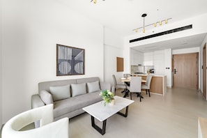 TV - Cozy Stylish 1 BD in JVC (Dubai)