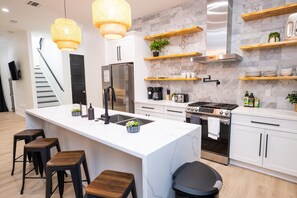 Microwave, oven, stovetop, dishwasher