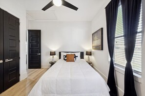5 bedrooms, iron/ironing board, free WiFi, bed sheets